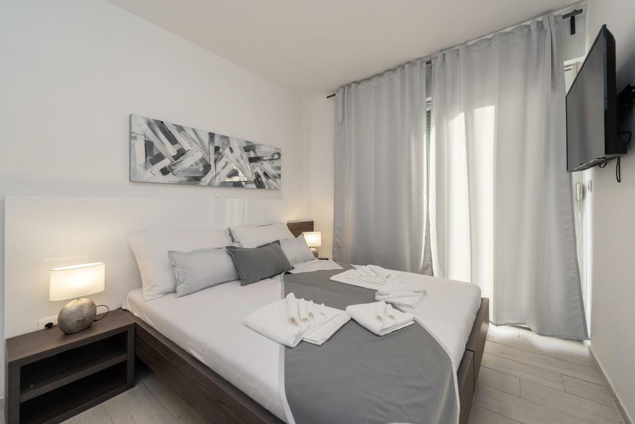 Apartments & Rooms Pool Villas Maris Novalja Bagian luar foto